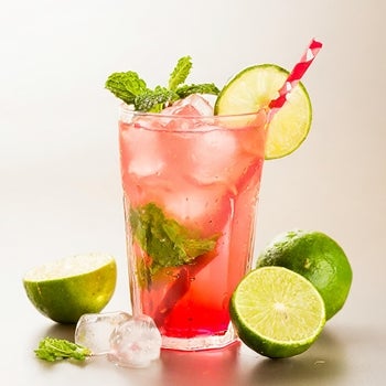 Rozekleurige mojito